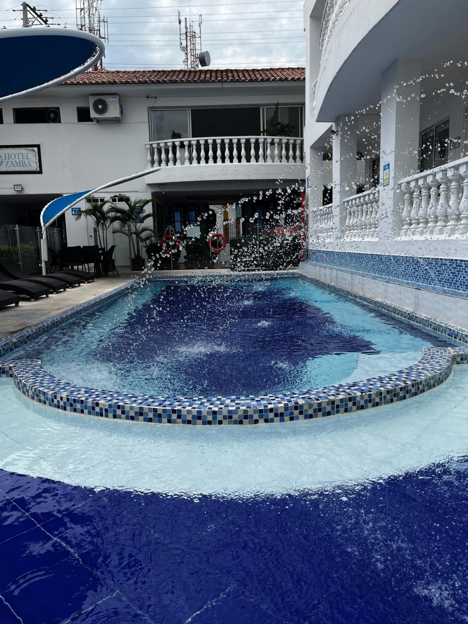 Hotel Zamba Girardot Buitenkant foto