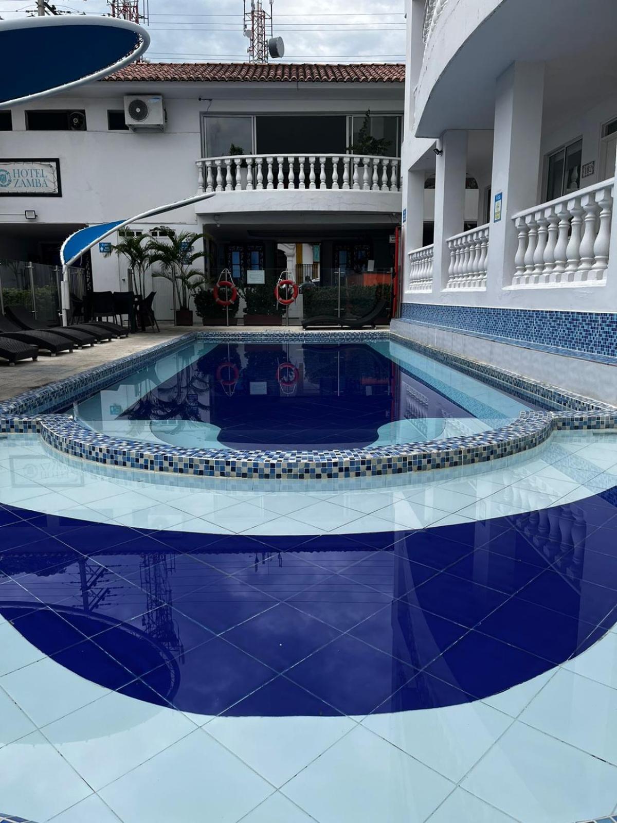 Hotel Zamba Girardot Buitenkant foto